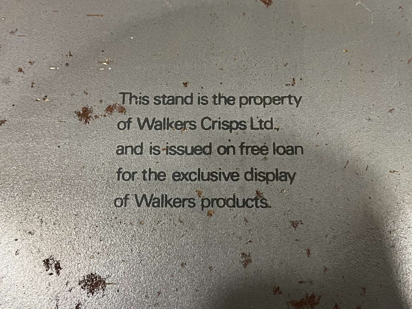 <p>Harris Tools, Walkers Crisps Metal Displays & Falcon Pipe Stockist Clock (3)</p>