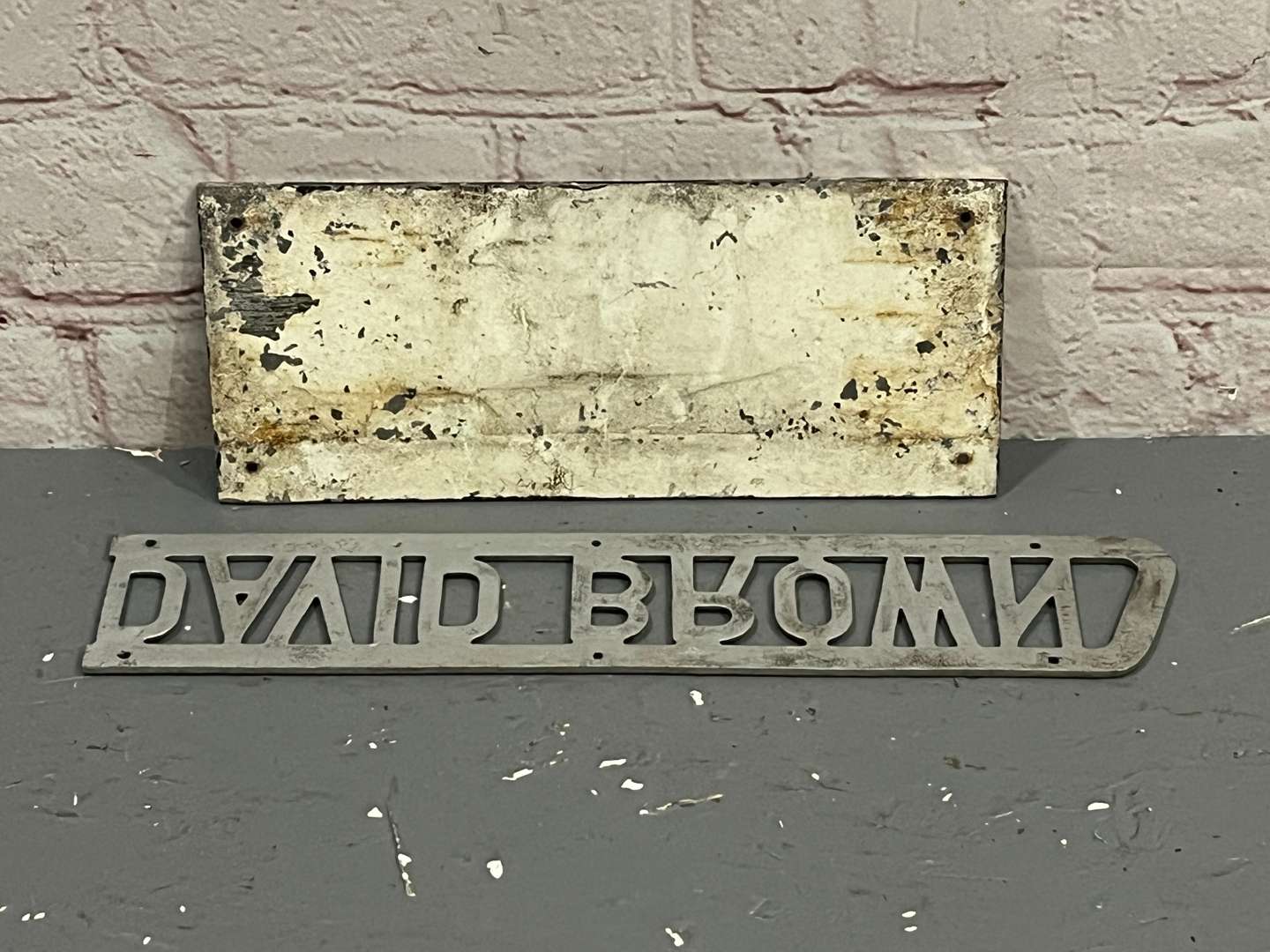 <p>Highways Act 1959 Aluminium Sign & David Brown Plaque (2)</p>