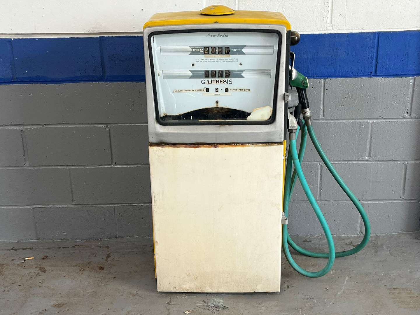 <p>Avery Hardoll 1960/70's Petrol Pump</p>
