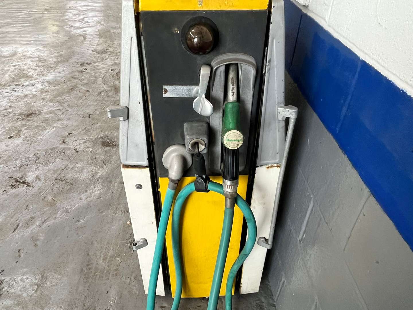 <p>Avery Hardoll 1960/70's Petrol Pump</p>