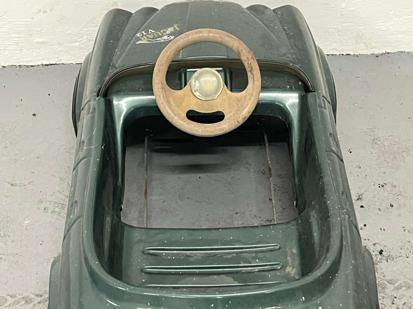 <p>Jaguar Plastic Childs Pedal Car</p>