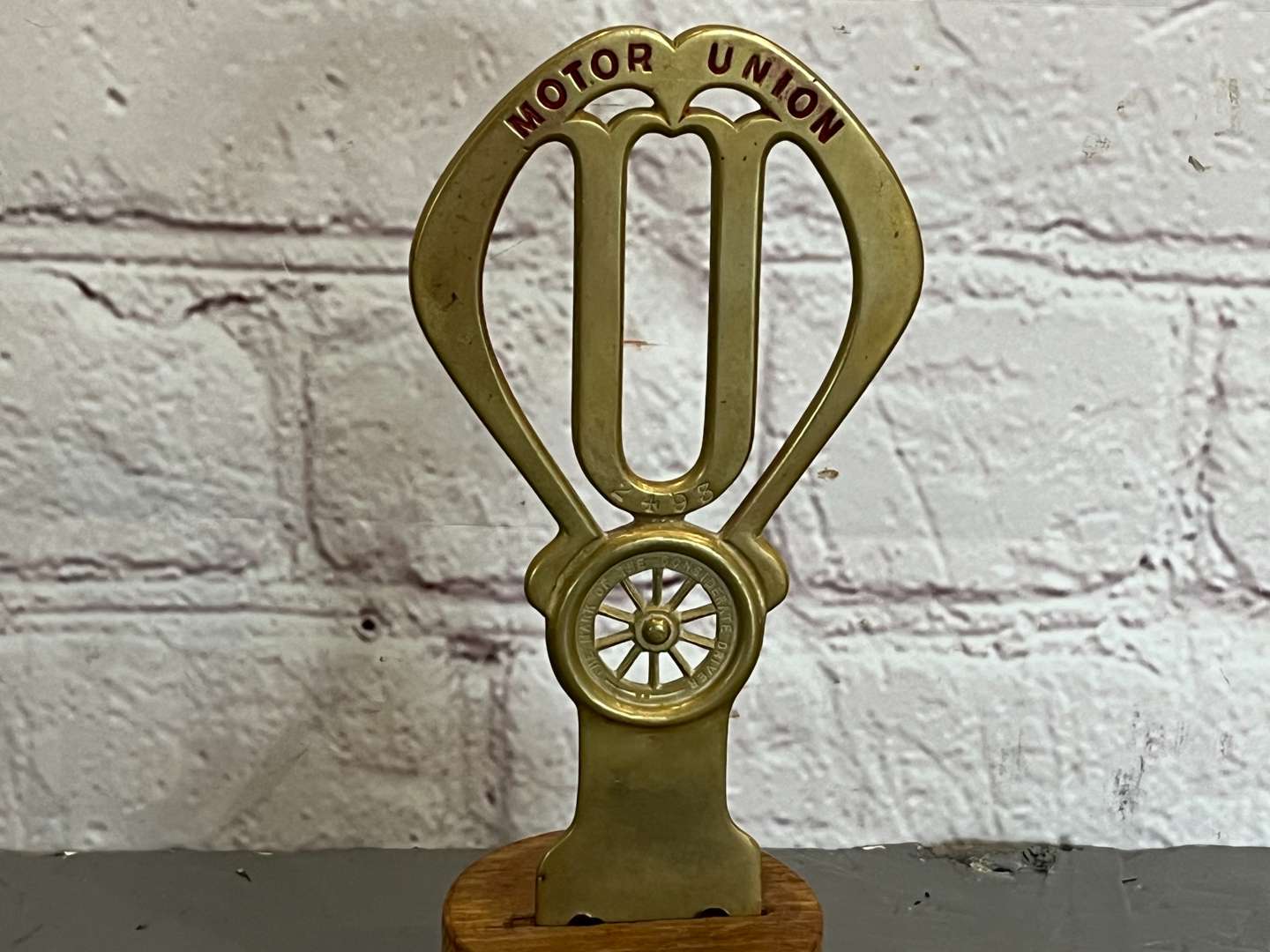 <p>Motor Union Car Badge Circa 1909 By D. George Collins Ltd</p>