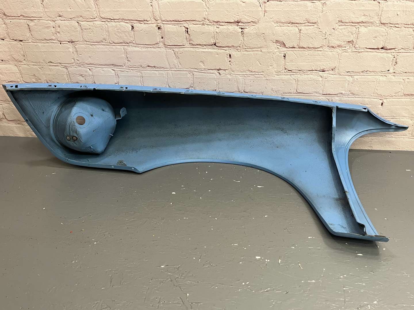 <p>Porsche 964 Wing</p>