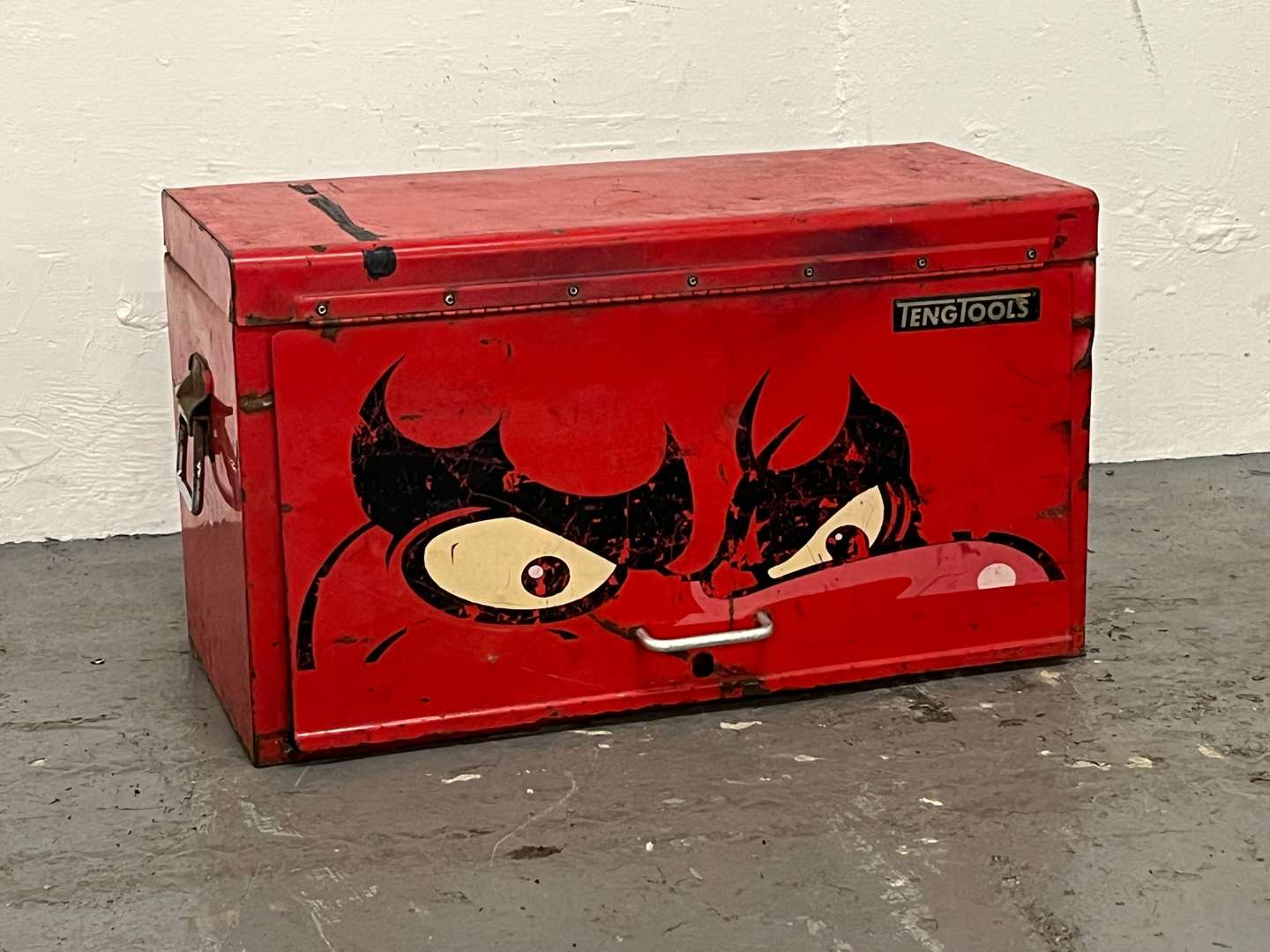 <p>Teng Tools Metal Top Box and Contents&nbsp;</p>