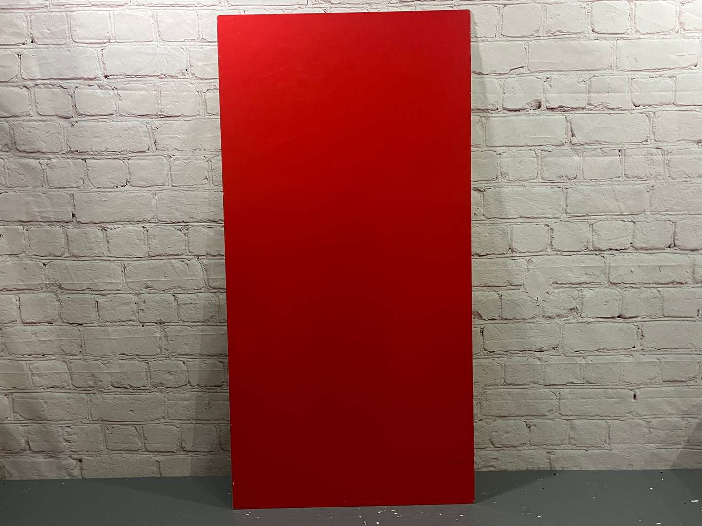 <p>Ferrari Sign on Metal Board&nbsp;</p>