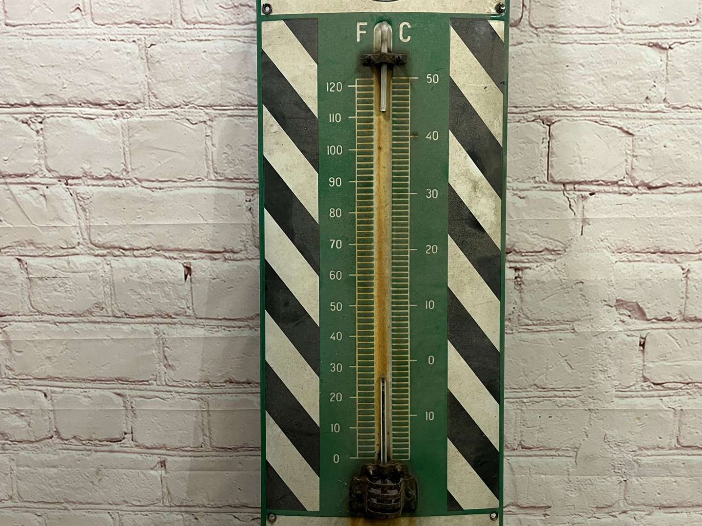 <p>Duckhams Adcoids Thermometer Enamel Sign a/f</p>