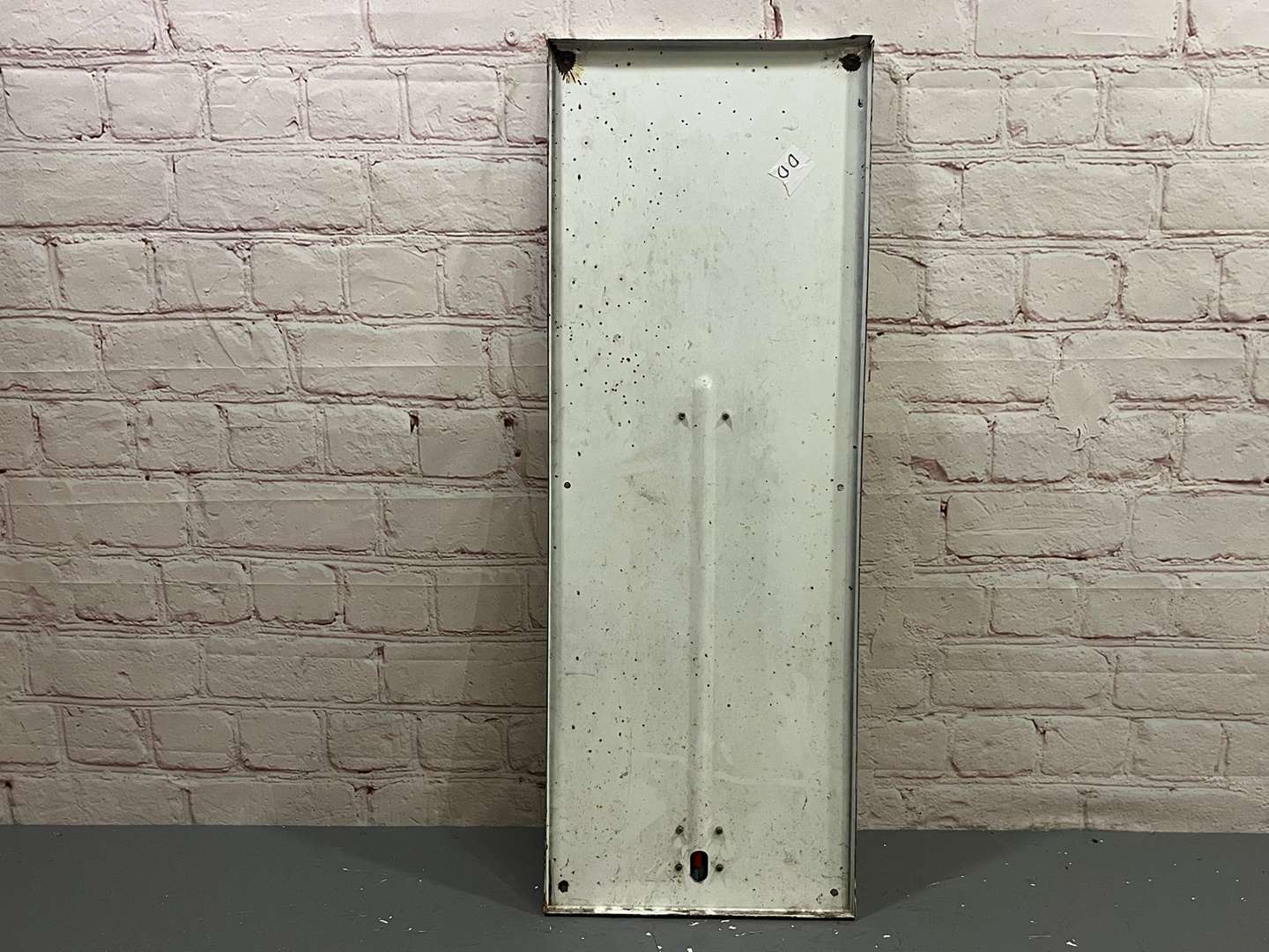 <p>Duckhams Q20-50 Enamel Thermometer Sign a/f</p>