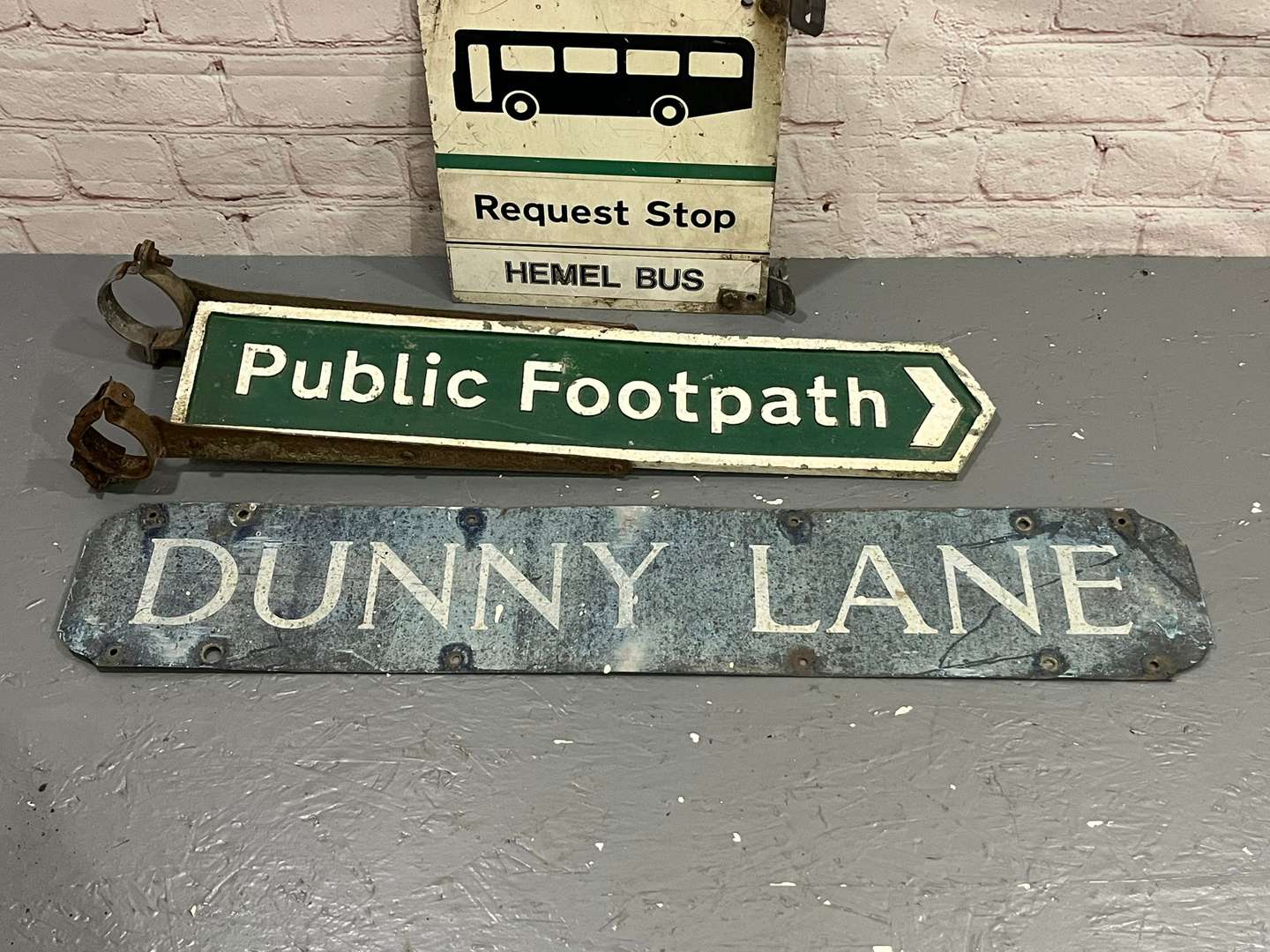 <p>Bus Stop, Foot Path and Dunny Lane Signs (3)</p>