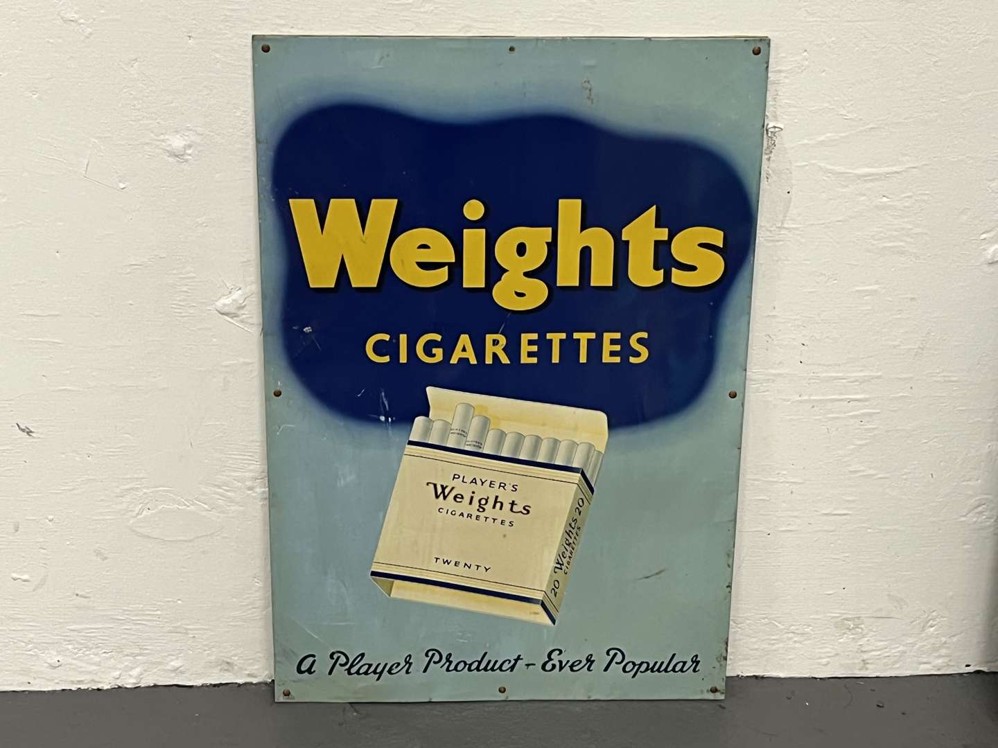 <p>Weights Cigarettes Tin Sign</p>
