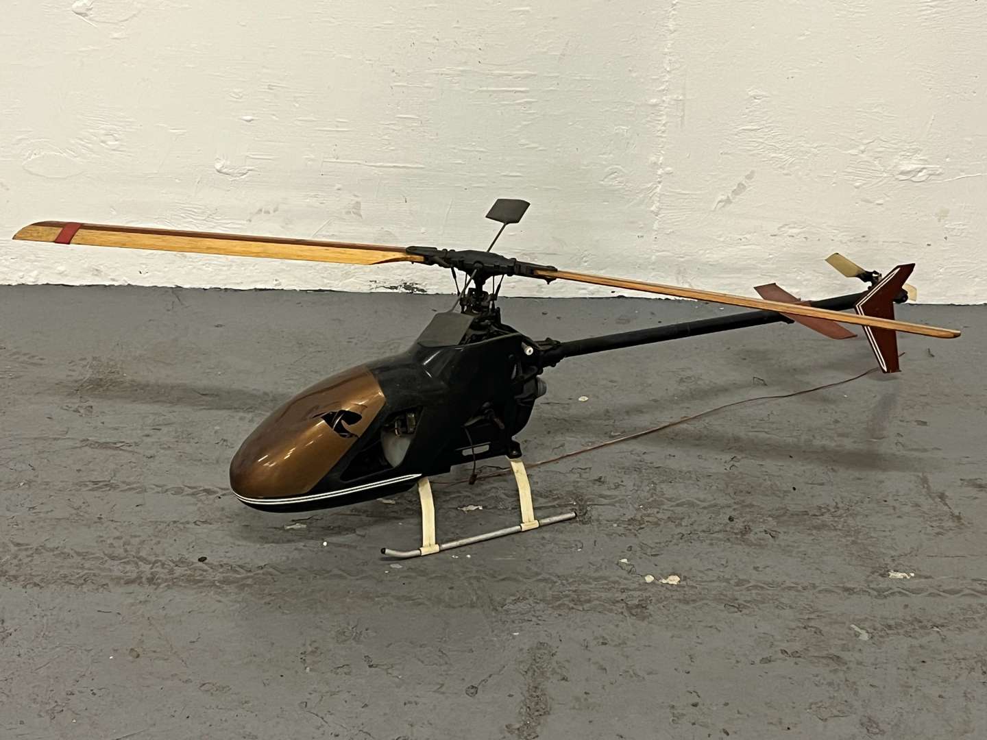 <p>Remote Controlled Helicopter With Wooden Blades</p>