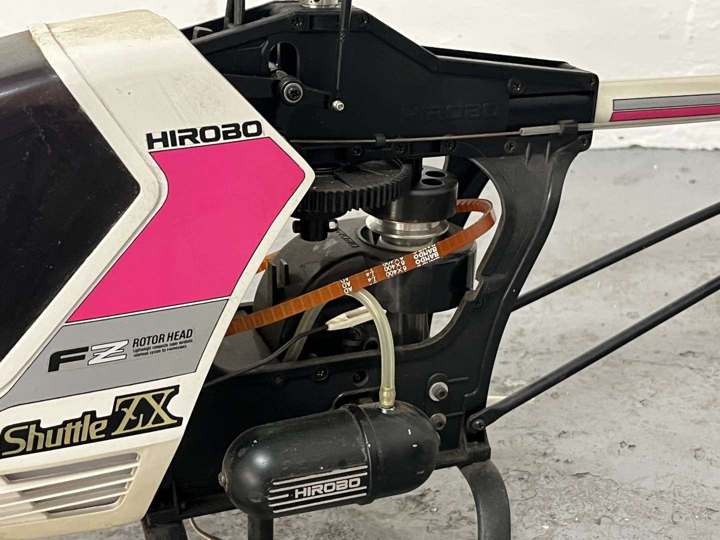 <p>Hirobo F2 Rotor Head Remote Controlled Helicopter&nbsp;</p>