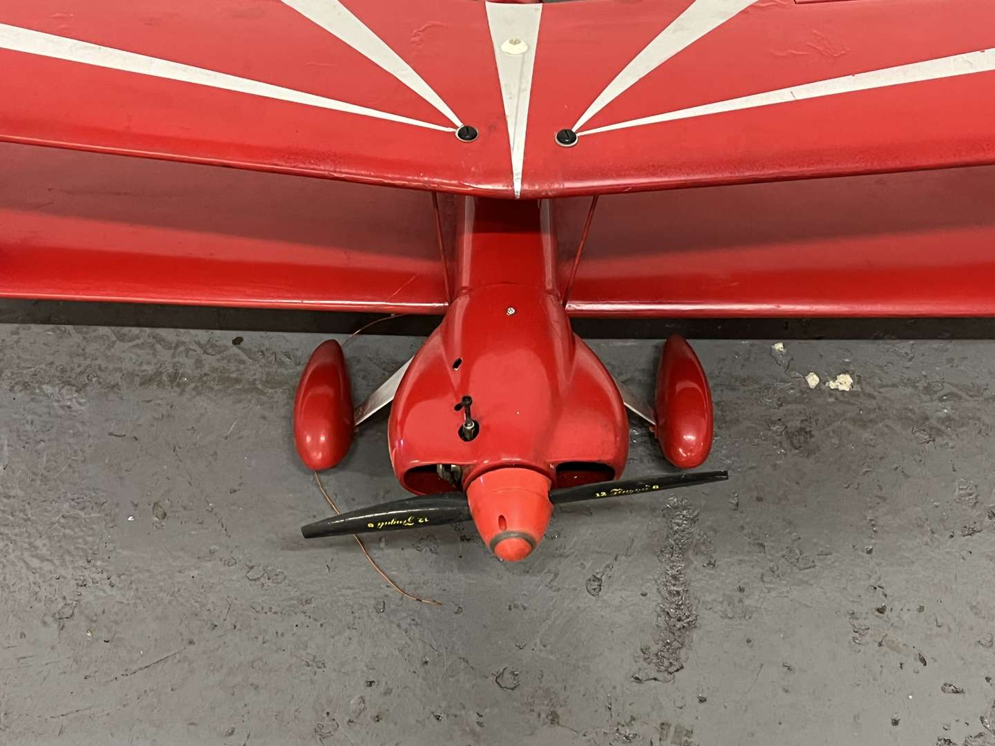 <p>Red Baron Style Biplane Remote Controlled Aeroplane&nbsp;</p>