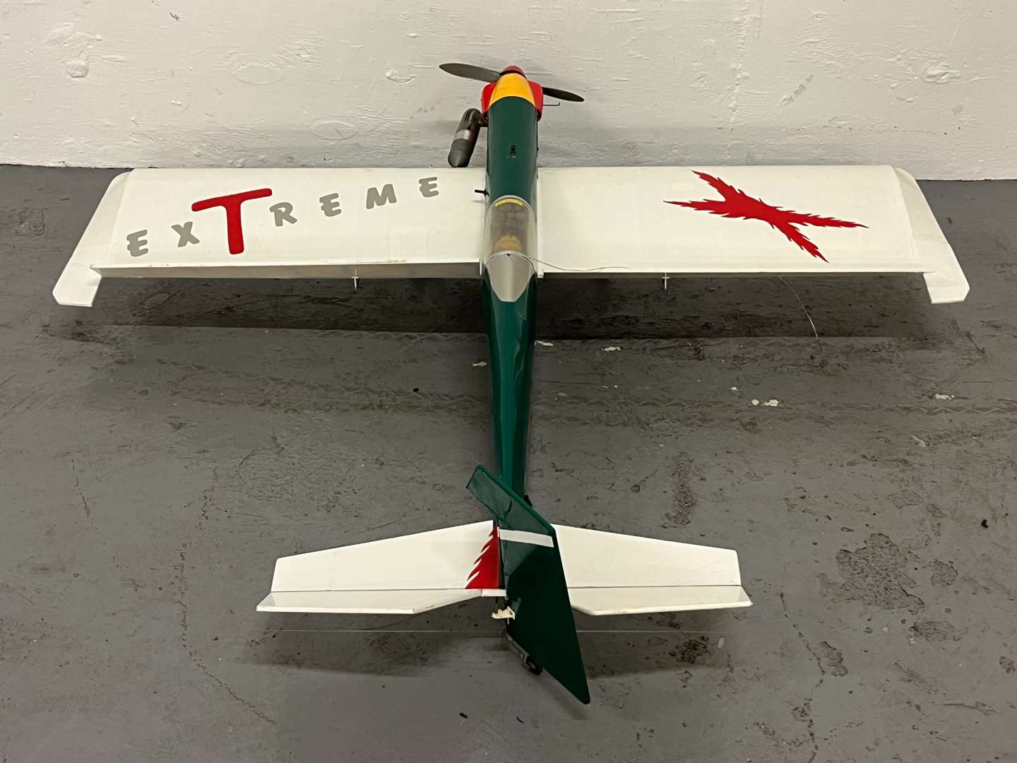 <p>Extreme Remote Controlled Aeroplane</p>