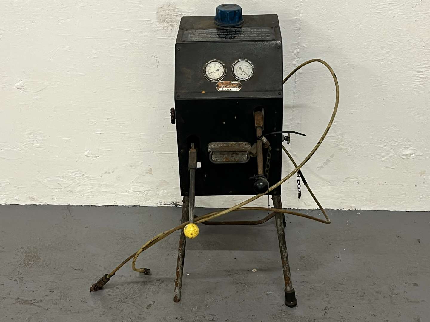 <p>Churchill Hydrolastic Pump</p>