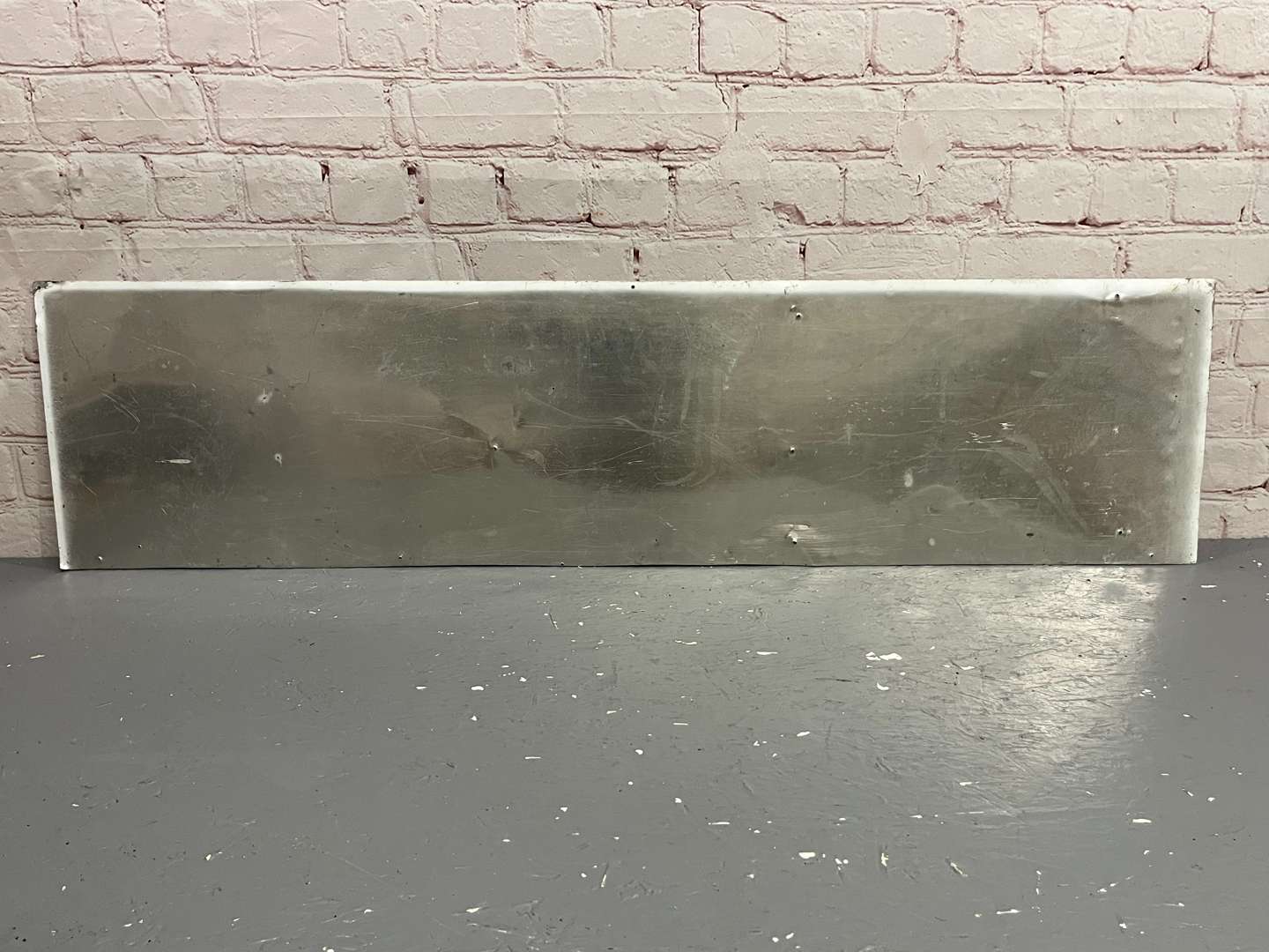 <p>Duckhams Motor Oil Aluminium Part Sign</p>