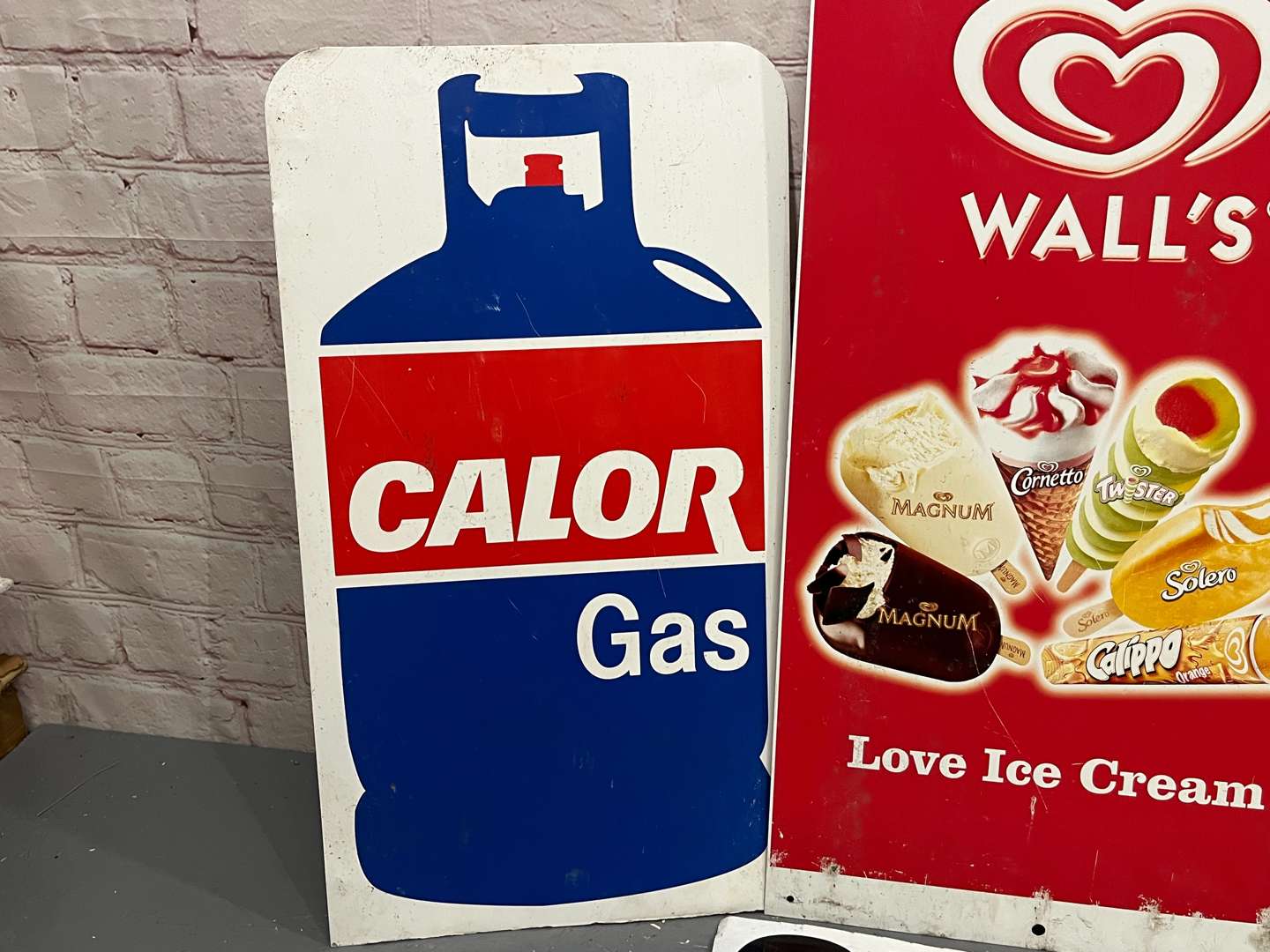 <p>Whitby Seafoods, Walls Ice Cream, Calor Gaz & Green Shield Stamp Sign (4)</p>