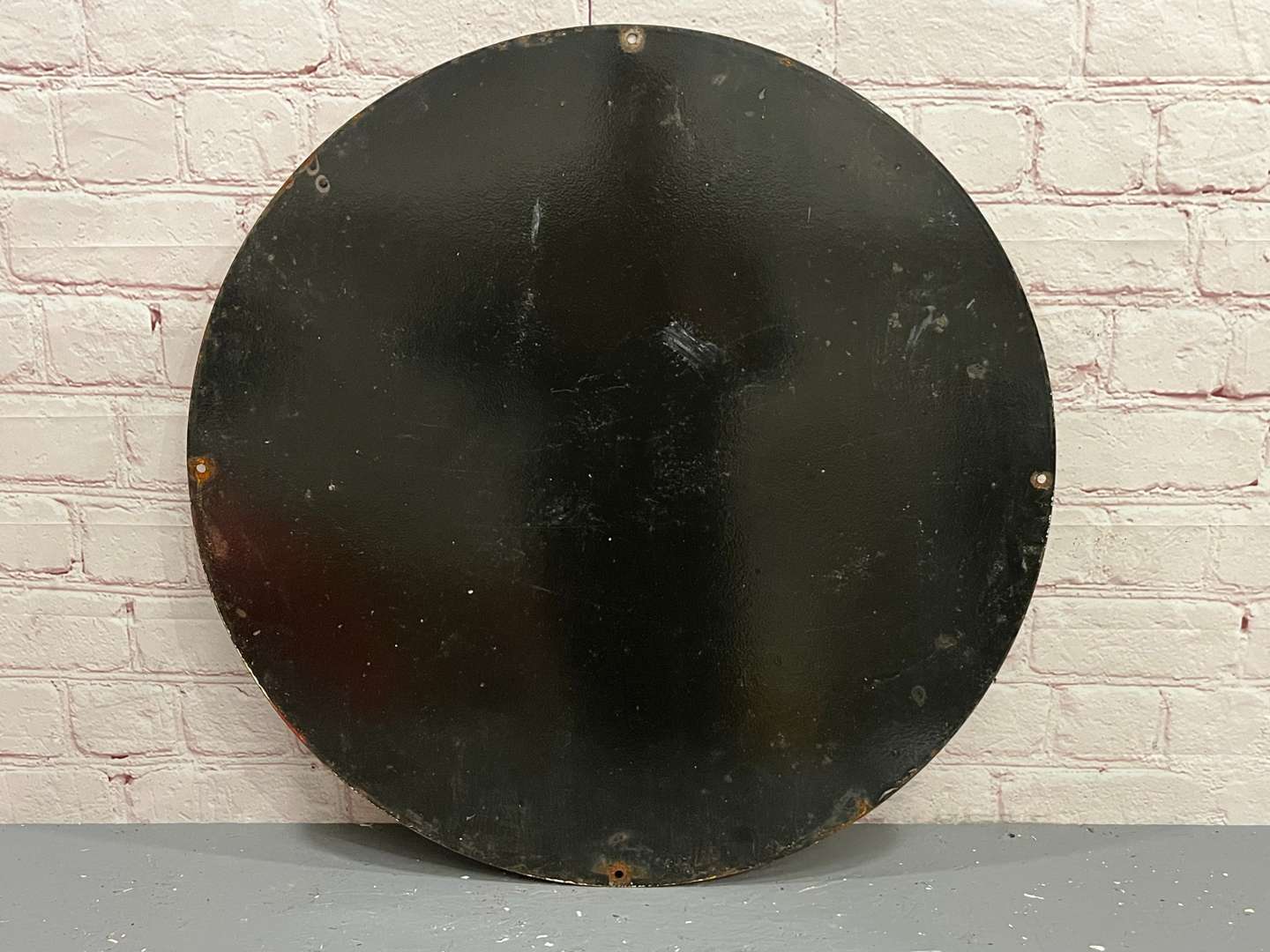 <p>Shell “The Trio of Perfect Automobile Performance” Circular Enamel Sign</p>