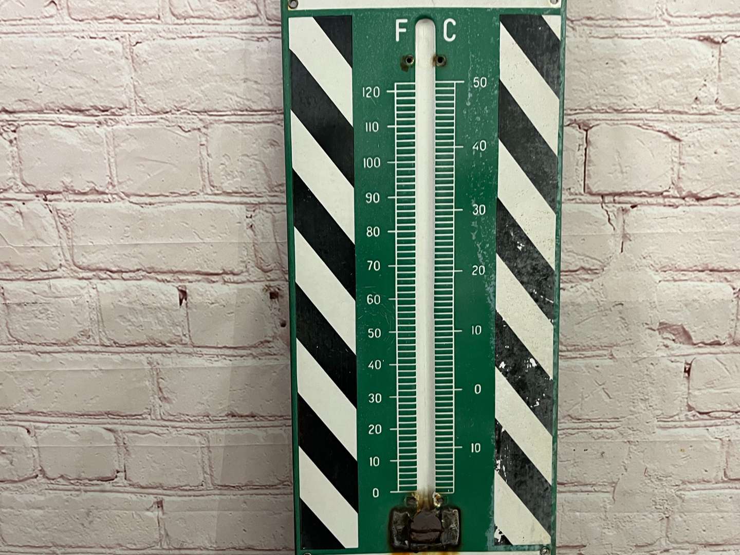 <p>Duckhams Adcoids Enamel Thermometer Enamel Sign a/f&nbsp;</p>