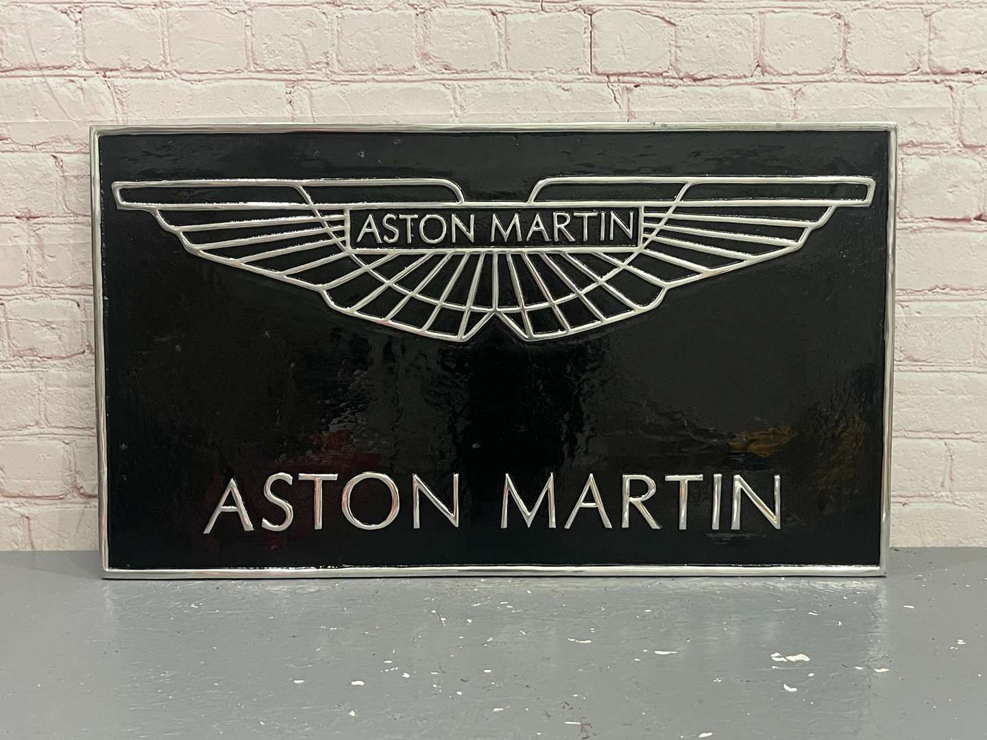 <p>Aston Martin Cast Aluminium Sign</p>
