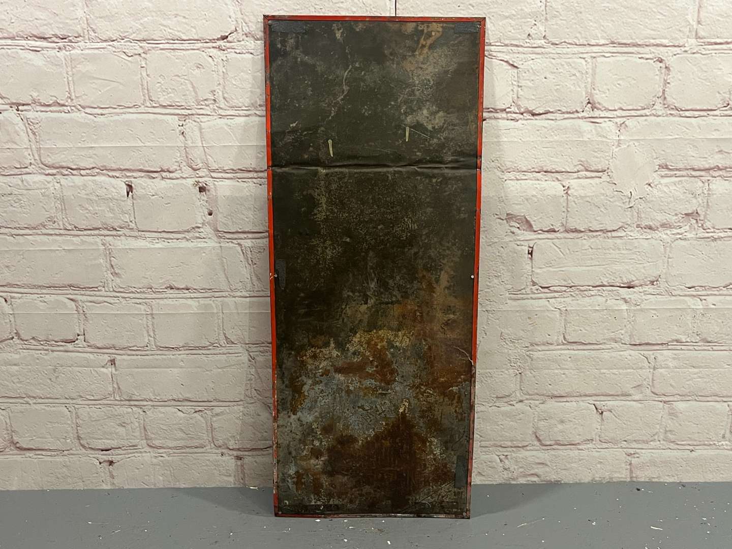 <p>India Tyres Tin Safety Sign</p>