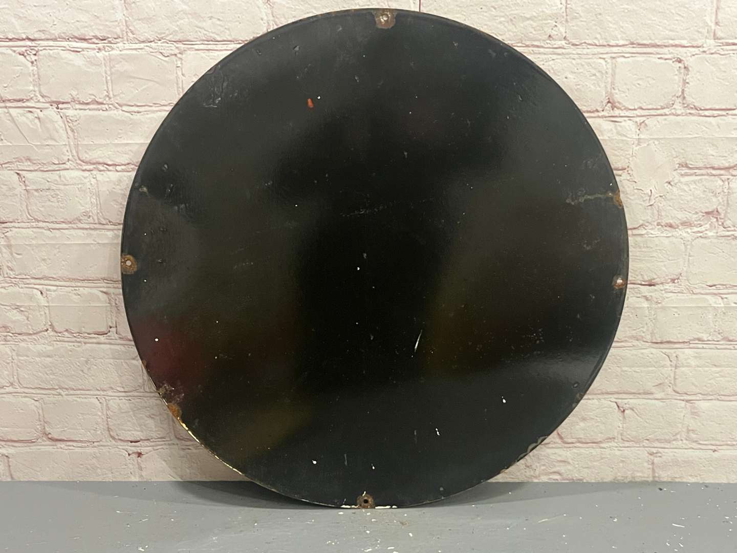 <p>Esso “Put a Tiger In Your Tank” Circular Enamel Sign</p>