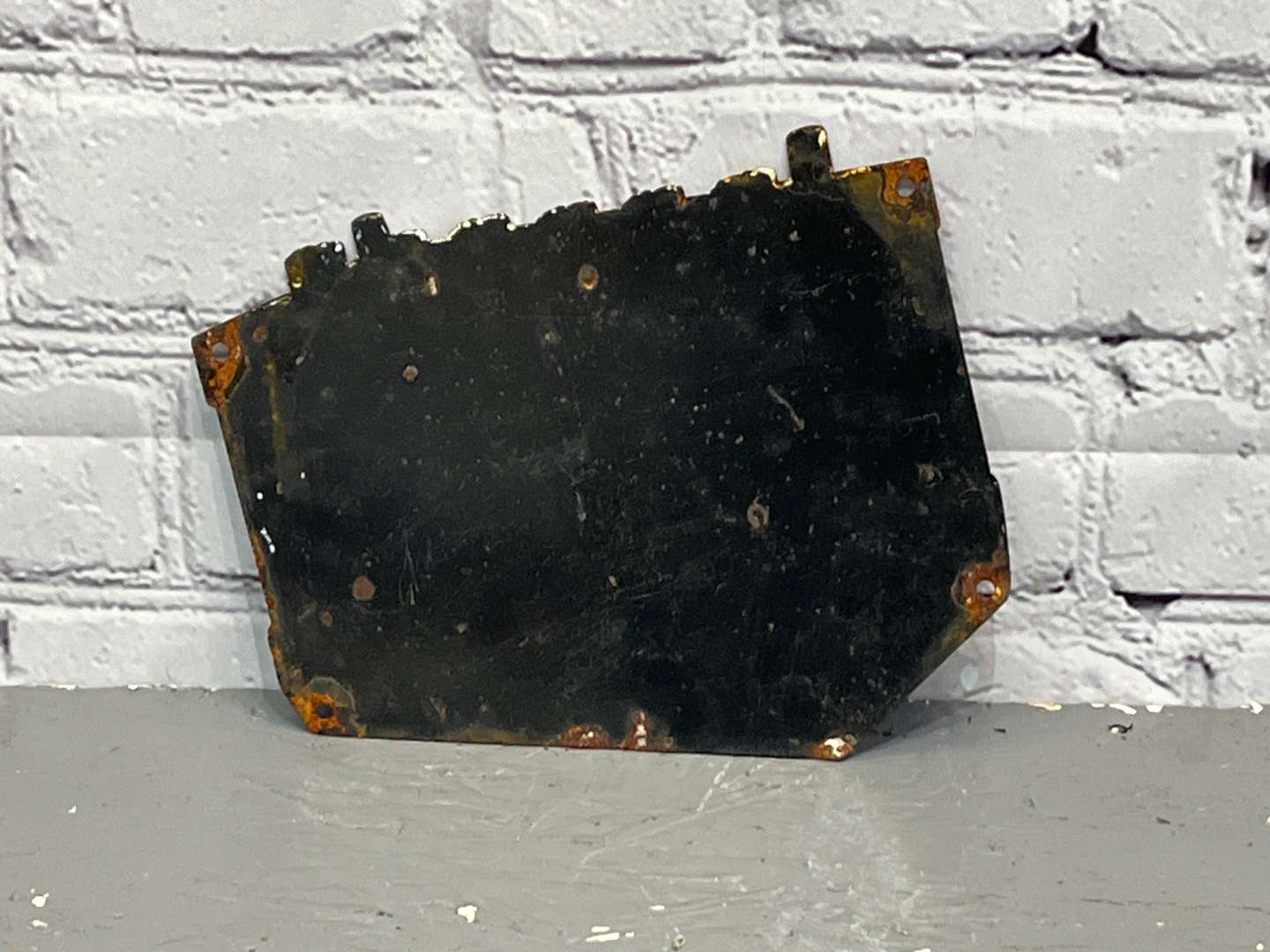 <p>Delco Batteries Small Enamel Sign</p>