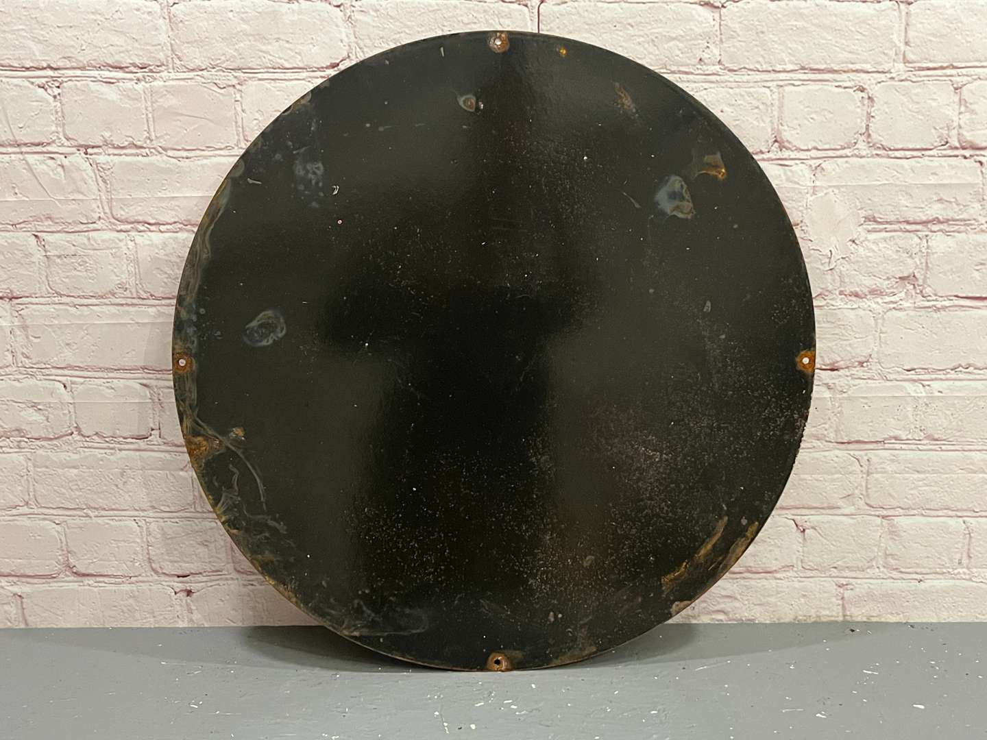 <p>Indian Motorcycles Authorized Dealer Circular Enamel Sign</p>