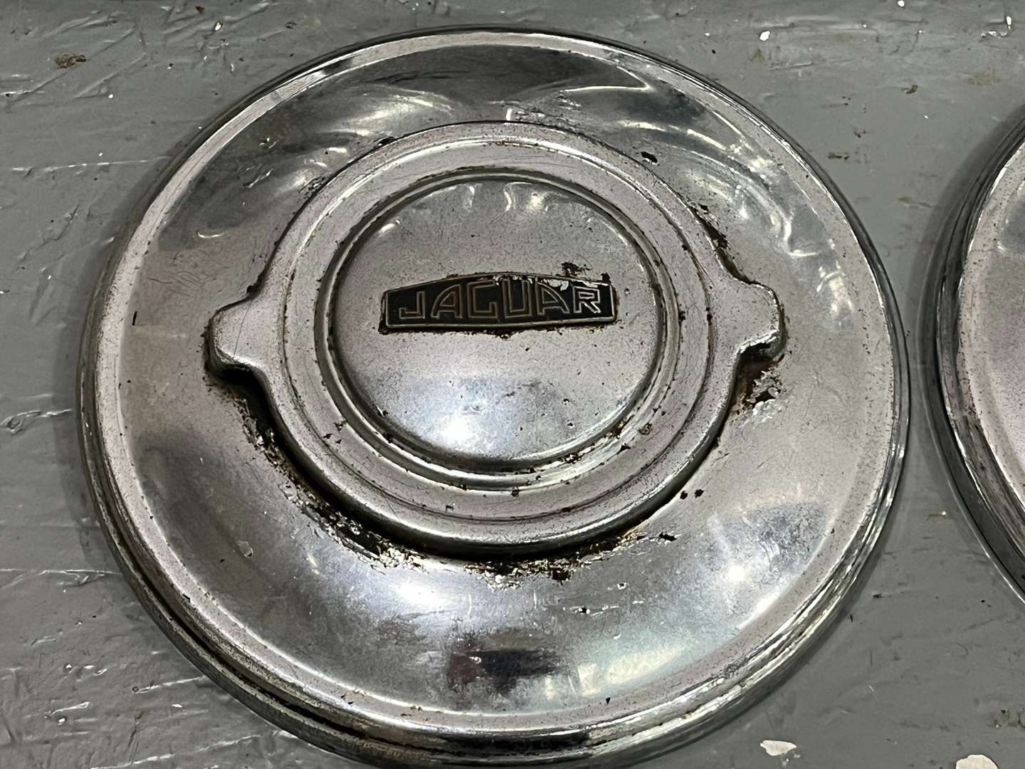 <p>Five Jaguar XK120 Hub Caps</p>