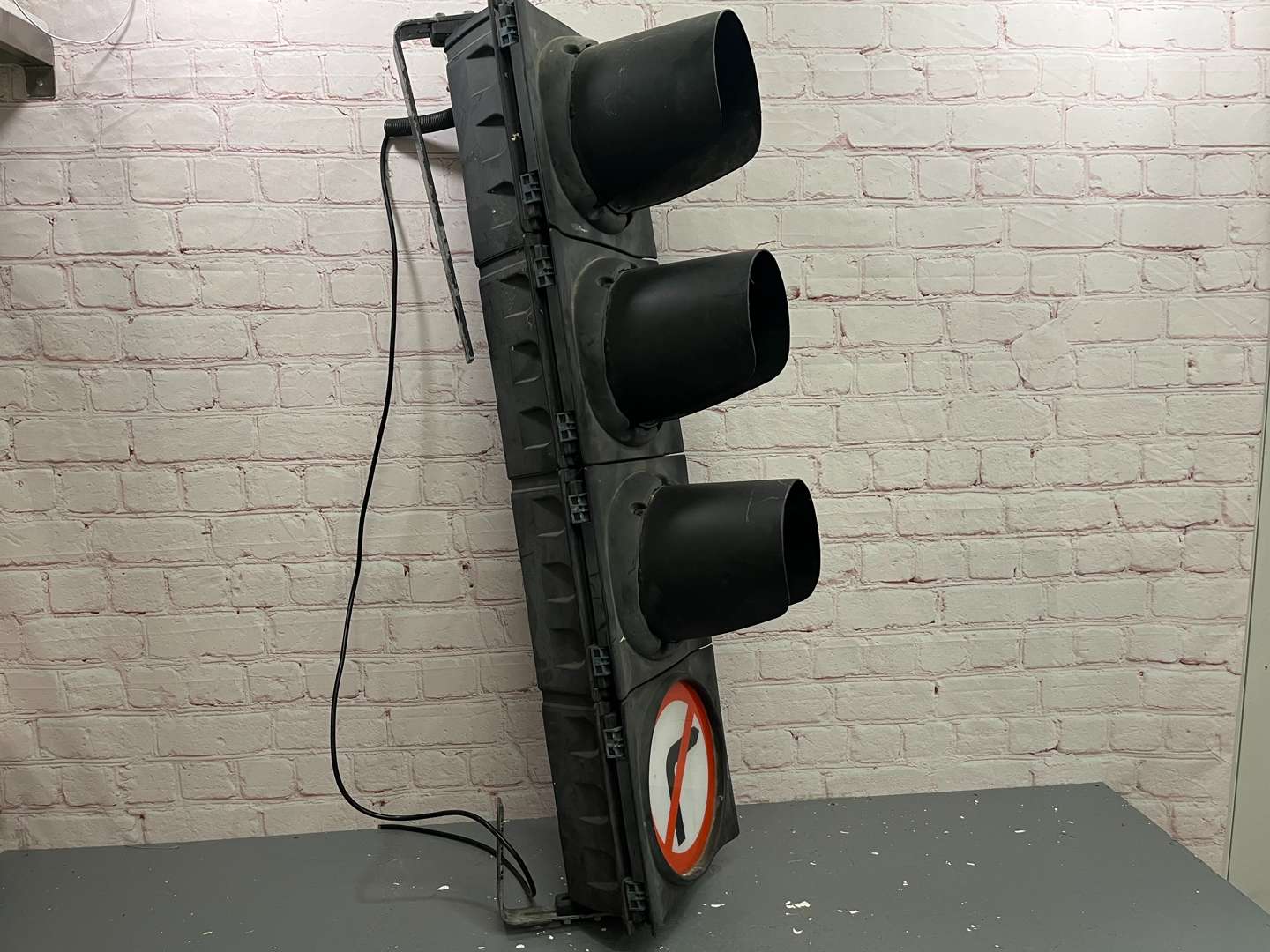 <p>Traffic Lights With No Right Turn</p>