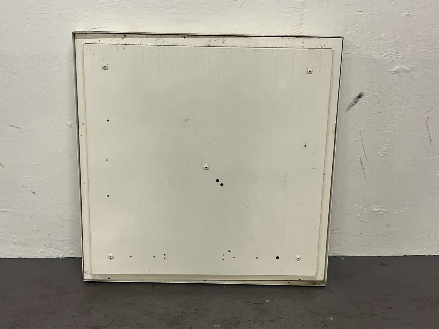 <p>Citroen Dealership Illuminated Sign</p>