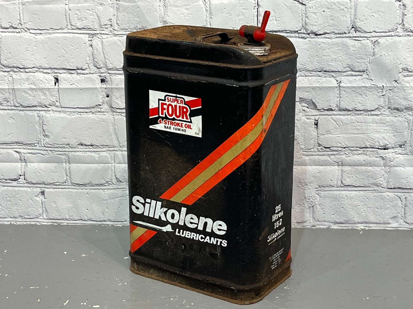 <p>Silkolene 25Litre Lubricants Oil Can</p>