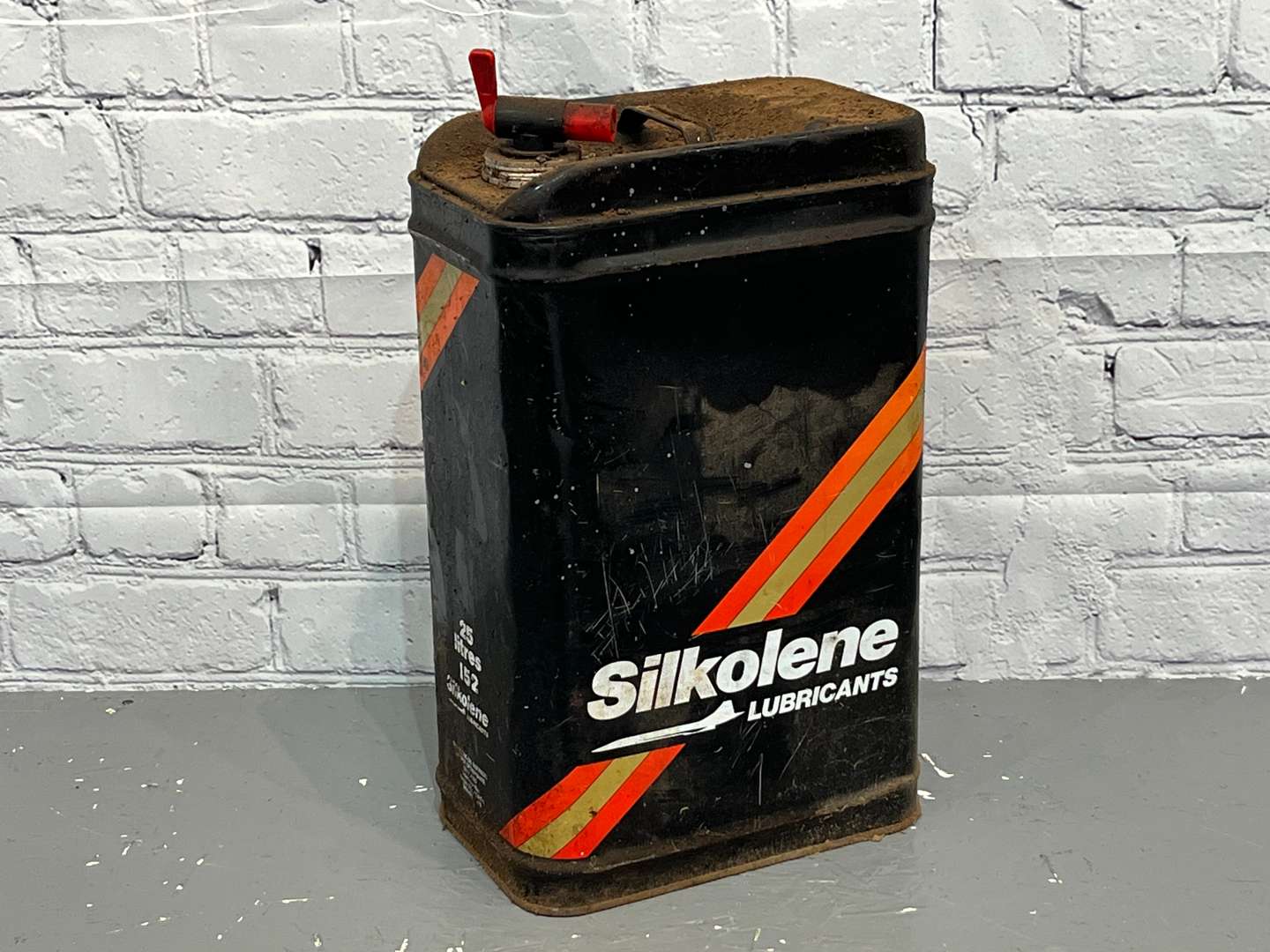 <p>Silkolene 25Litre Lubricants Oil Can</p>