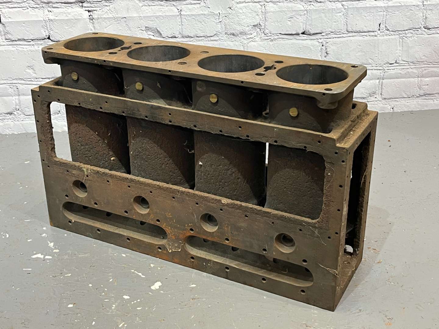 <p>Bentley 1920's 4 ½ Litre Engine Block</p>