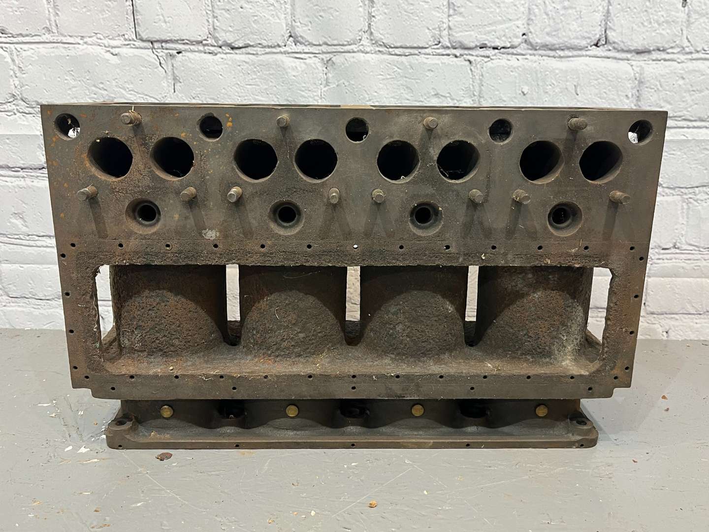 <p>Bentley 1920's 4 ½ Litre Engine Block</p>