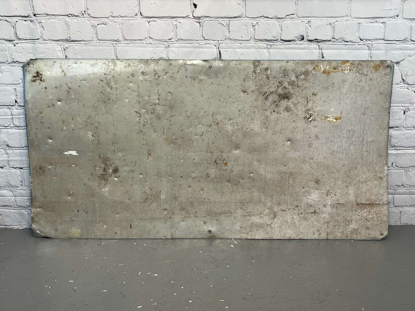 <p>Duckhams “The Best is The Cheapest In The Long Run” Aluminium Sign</p>