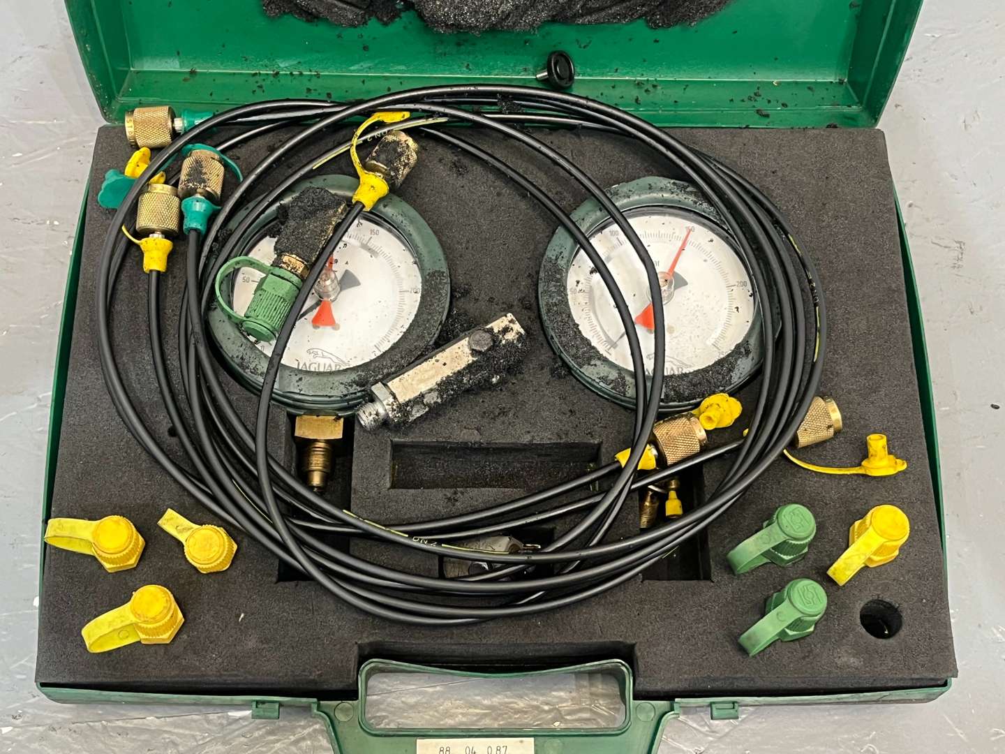 <p>Jaguar Cased Power Hydraulic Diagnostic Kit</p>