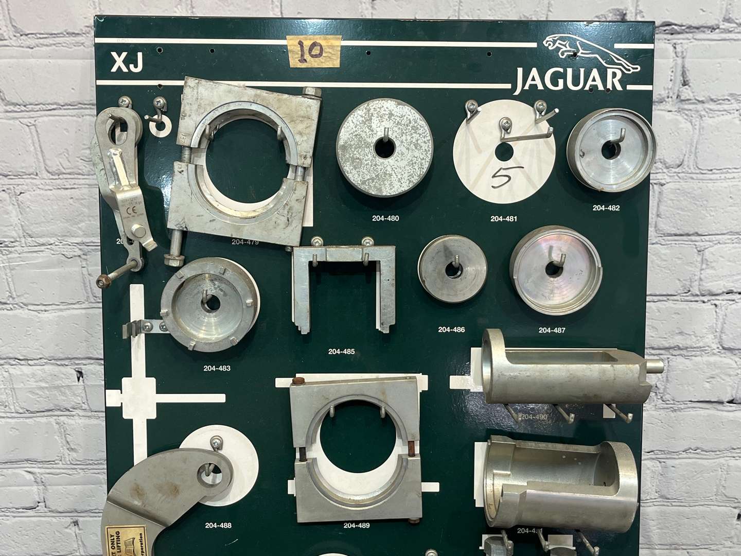 <p>Jaguar XJ Tool Board and Tools</p>
