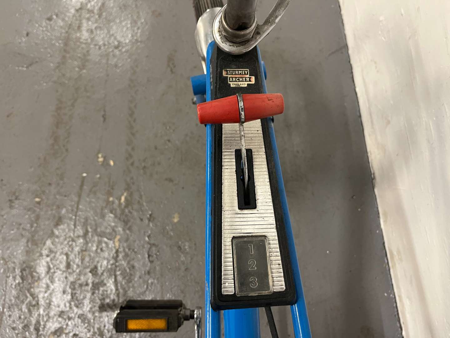 <p>MKII Raleigh Chopper Bicycle (With Parts For Restoration)&nbsp;</p>