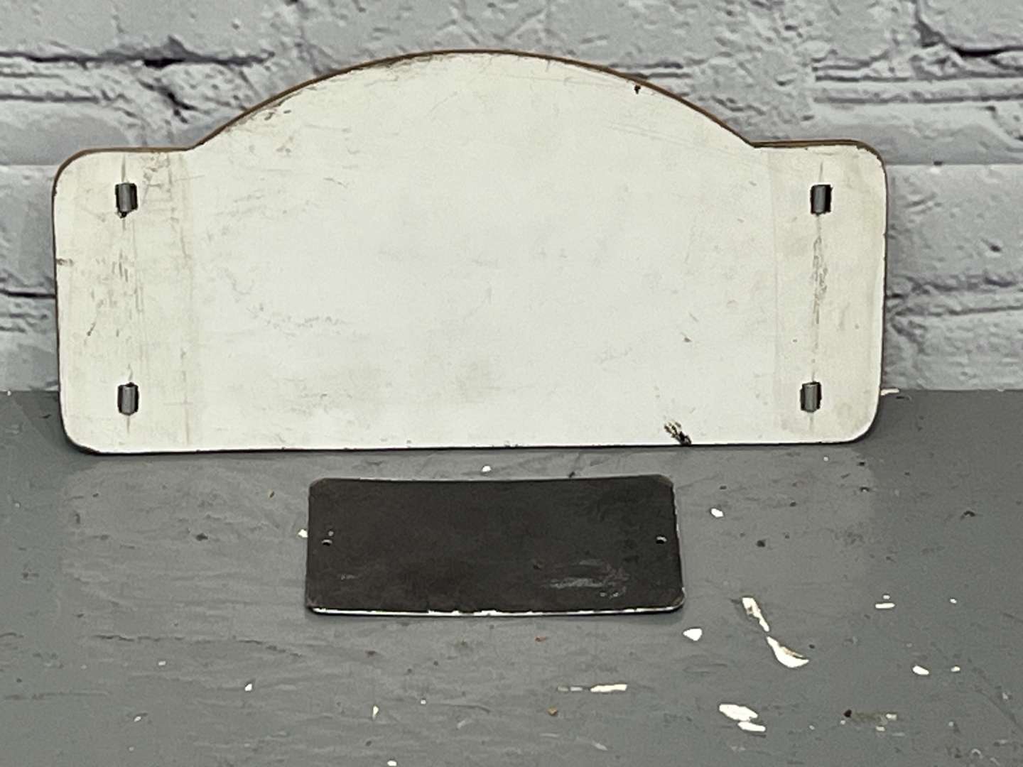 <p>Champion Small Enamel Sign & Norwich Union Rally Plaque (2)</p>