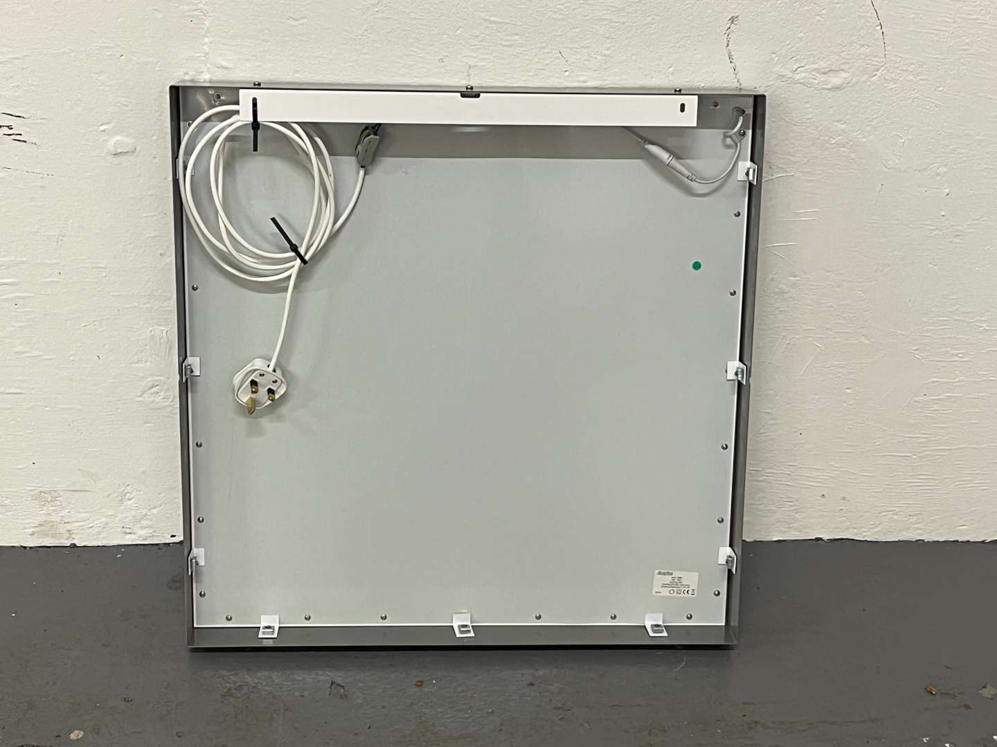 <p>Lotus Modern Metal Illuminated Sign</p>