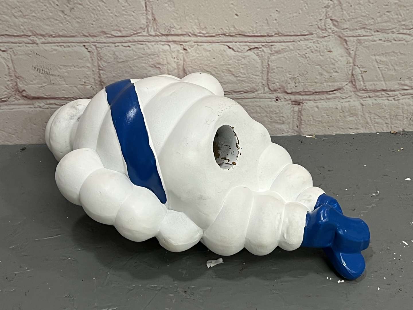 <p>Bibendum Type Figure</p>