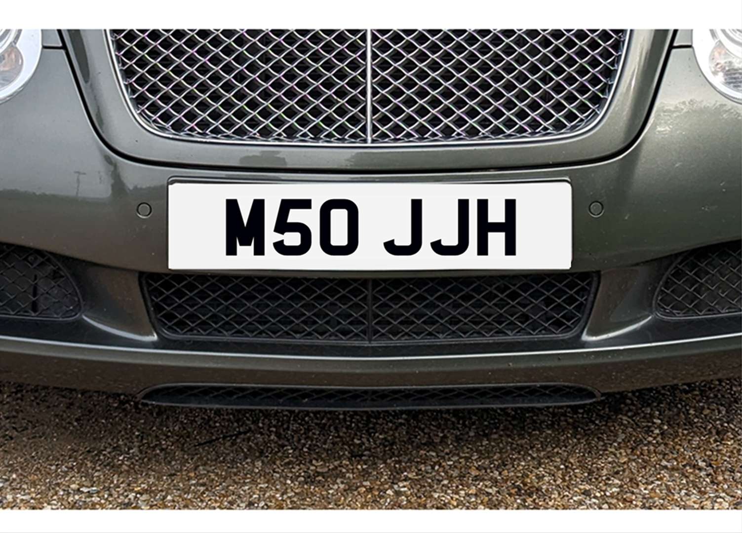 <p>&nbsp; M50 JHH Registration Number&nbsp;</p>