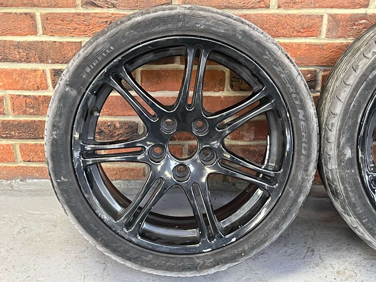 <p>Set of Four Honda Civic Type R Alloy Wheels</p>