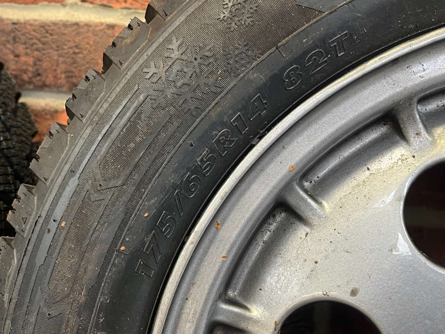 <p>Set of Four Lancia Delta Alloy Wheels</p>