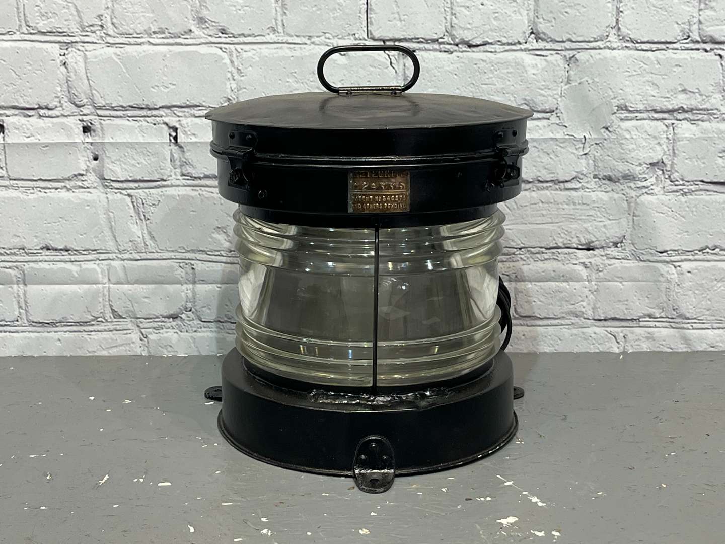 <p>Metlorite Ships Lamp</p>