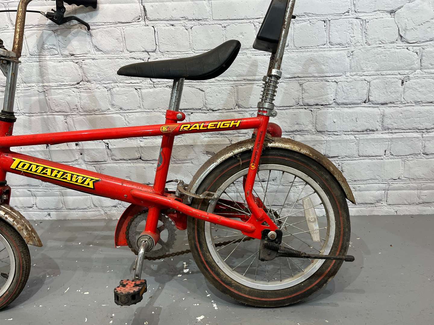 <p>Raleigh Tomahawk Childs Bicycle</p>