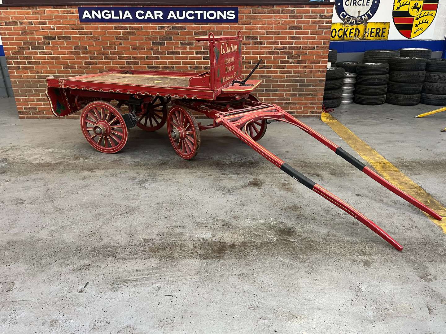 <p>Twin Axle Wooden Trade Horse Driven Cart</p>
