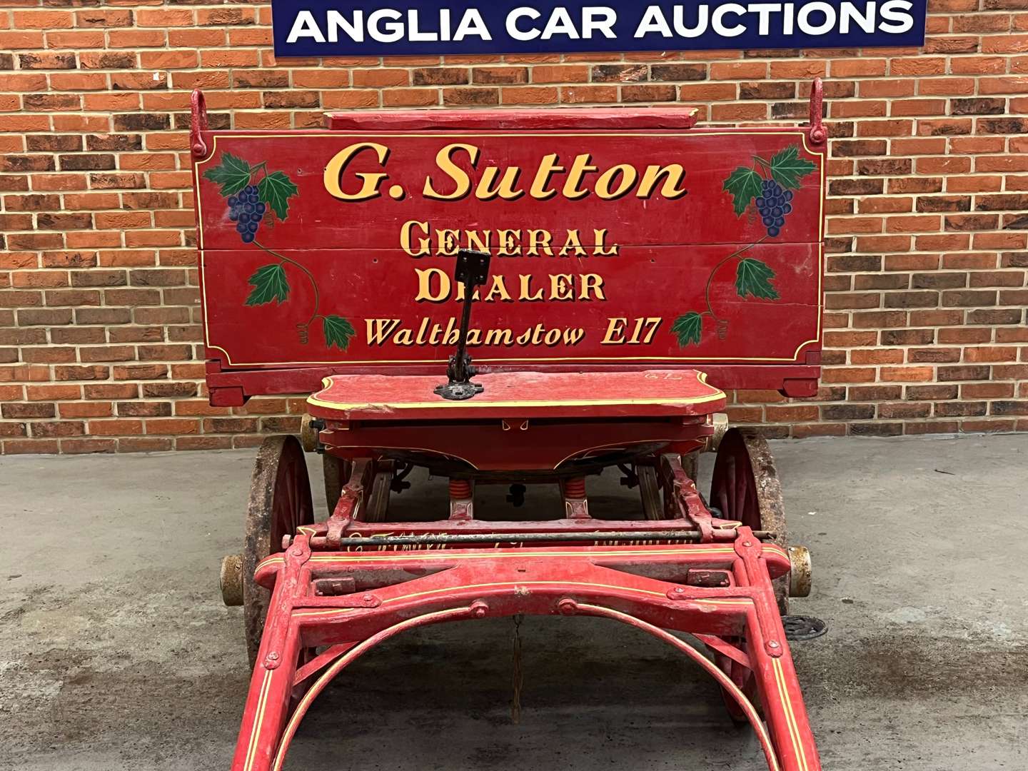 <p>Twin Axle Wooden Trade Horse Driven Cart</p>