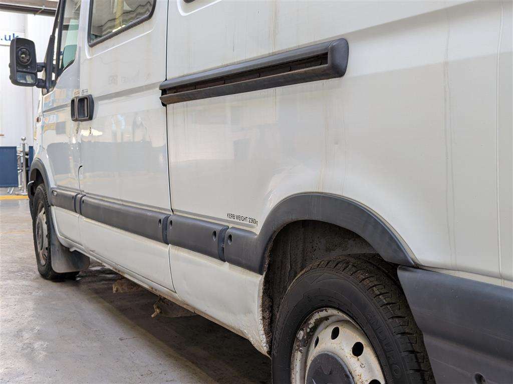 <p>2004 VAUXHALL MOVANO DTI 3300 MWB</p>