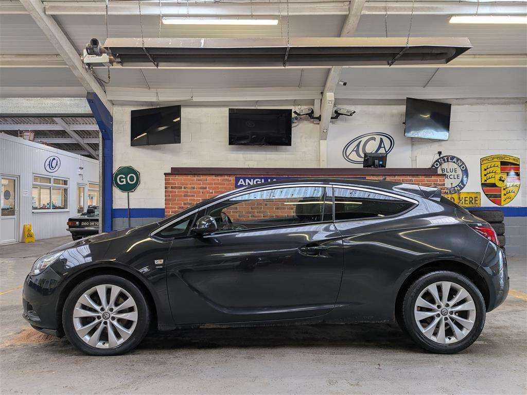 <p>2013 VAUXHALL ASTRA GTC SRI S/S</p>